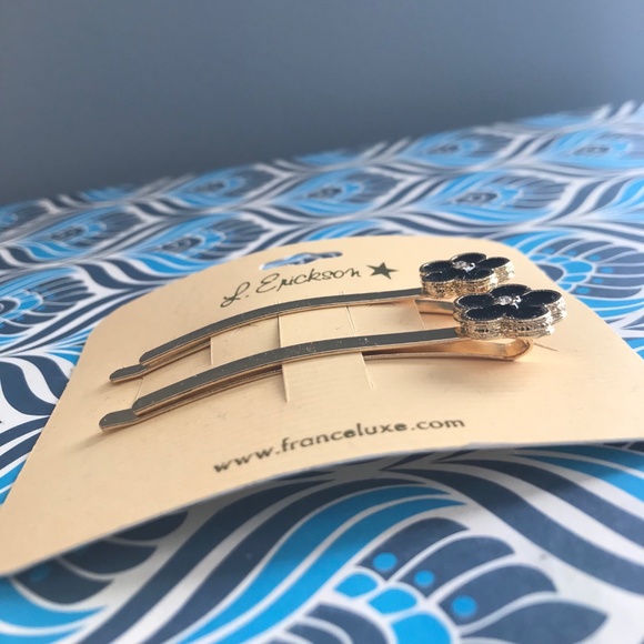 GORGEOUS 1990s style black enamel bobby pins main image 2